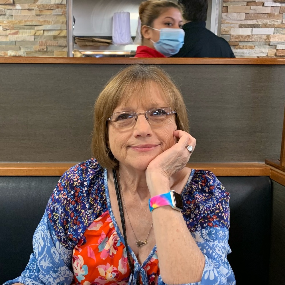 Meet your Posher, Lisa